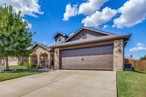 3421 Hanan St, Sherman, TX, 75092-6216 | Card Image