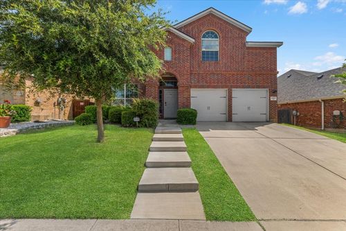 2909 Merry View Ln, Fort Worth, TX, 76120-5658 | Card Image