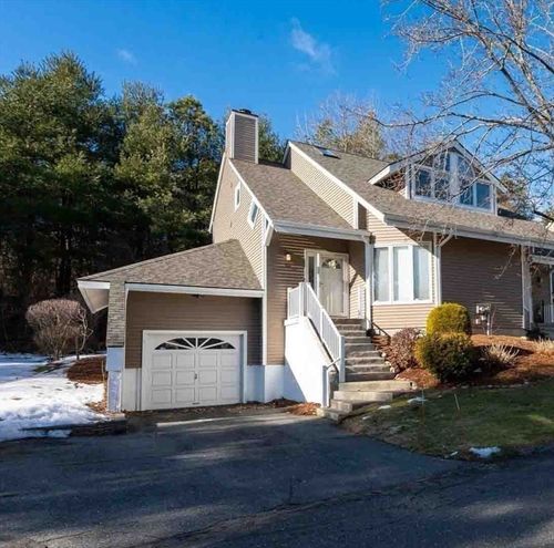 61-61 S View Dr, Southwick, MA, 01077-9769 | Card Image