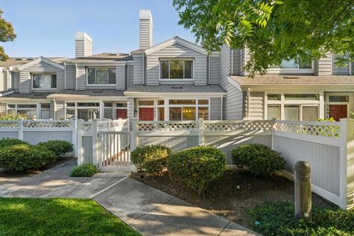 3687 Cabernet Vineyards Cir, San Jose, CA, 95117-2035 | Card Image