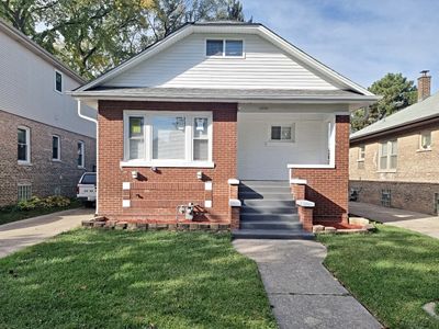 1922 S 12th Avenue, House other with 3 bedrooms, 2 bathrooms and 2 parking in Maywood IL | Image 1