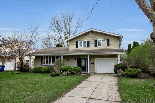 12 Joanie Ln, Amherst, NY, 14228-1917 | Card Image