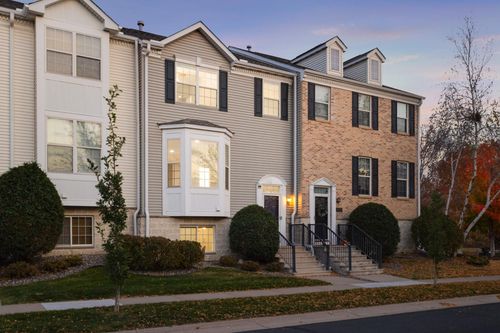 15729 Porchlight Ln, Eden Prairie, MN, 55347-3575 | Card Image