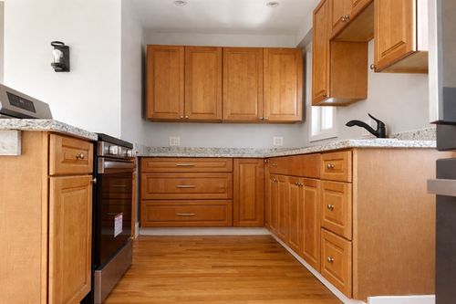 2-48 Hastings St, Lowell, MA, 01851-2636 | Card Image