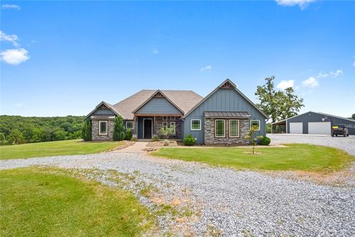 8200 S Tillys Hill Rd, Decatur, AR, 72722-9534 | Card Image