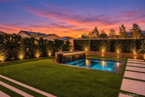 28527 Songbird Way, Saugus, CA, 91350 | Card Image