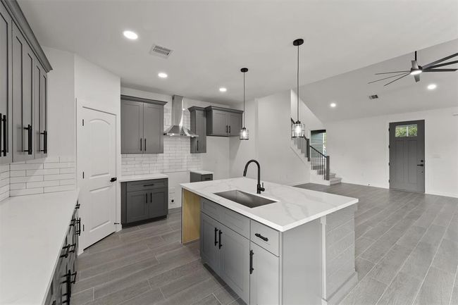 252 Davis Bend Rd, House other with 5 bedrooms, 3 bathrooms and 2 parking in Alvin TX | Image 11