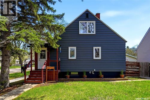 2803 Mctavish St, Regina, SK, S4S2C3 | Card Image