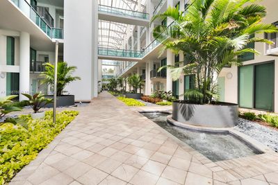 108 - 6000 Collins Ave, Condo with 3 bedrooms, 2 bathrooms and null parking in Miami Beach FL | Image 2