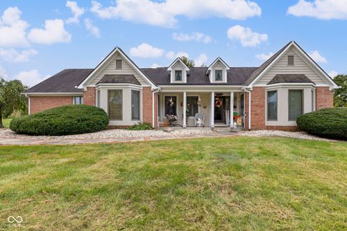 3681 E Vernon Dr, Mooresville, IN, 46158-6110 | Card Image