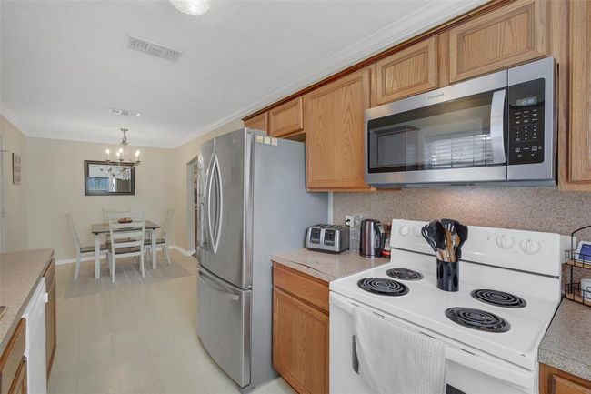 2222 3 Rd St, House other with 3 bedrooms, 2 bathrooms and 1 parking in Rosenberg TX | Image 14