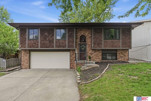 7341 Knox Ct, Lincoln, NE, 68507-2173 | Card Image