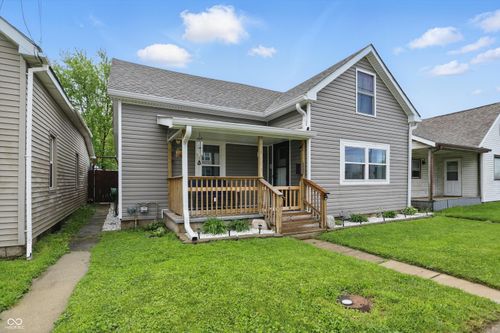 842 Miller Ave, Shelbyville, IN, 46176-2310 | Card Image