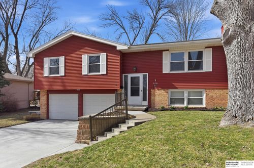 720 Leprechaun Ln, Papillion, NE, 68046-2110 | Card Image