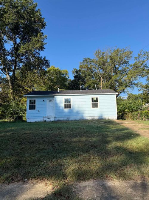 4537 Suncrest Dr, Memphis, TN, 38127-2927 | Card Image