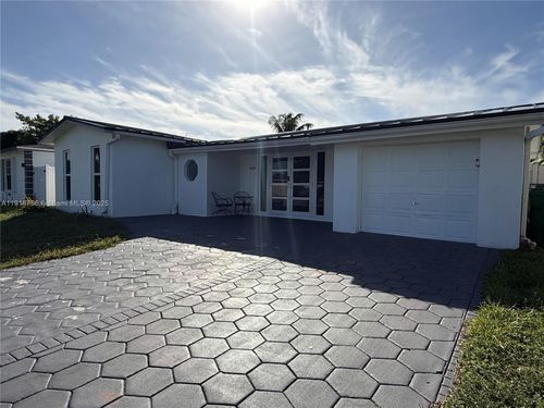 8636-8636 Beekman Dr, Miramar, FL, 33025-2502 | Card Image