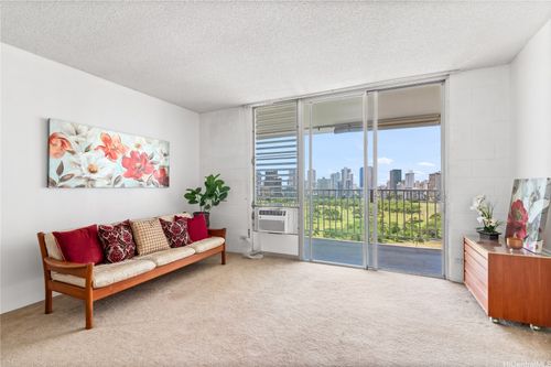1601-737 Olokele Ave, Honolulu, HI, 96816-1081 | Card Image