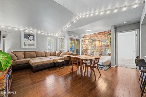 224-200 E Southern Ave, Tempe, AZ, 85282-5139 | Card Image