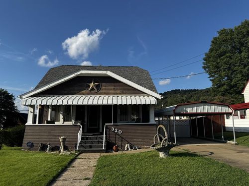 320 Monroe, New Martinsville, WV, 26155 | Card Image