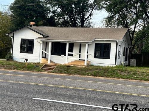 460 W Pine St, Frankston, TX, 75763-2935 | Card Image