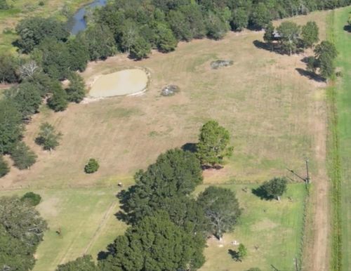 552 Lee Dr, Beaumont, TX, 77713-9155 | Card Image