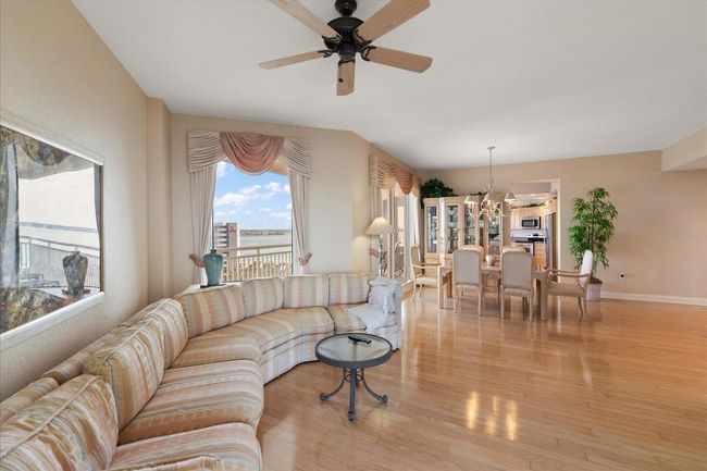 APT-906 - 1200 Gulf Blvd, Condo with 2 bedrooms, 2 bathrooms and null parking in CLEARWATER BEACH FL | Image 20