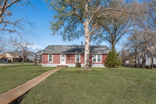 106 W 2nd North Street, Kaufman, TX, 75142 | Card Image