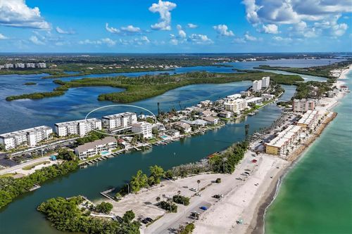 426-9011 Midnight Pass Rd, SARASOTA, FL, 34242-2966 | Card Image