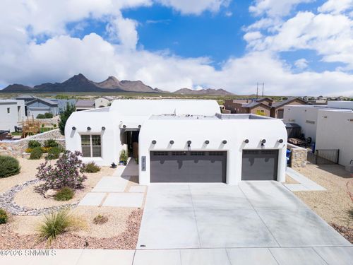 3779 Santa Julia Rd, Las Cruces, NM, 88012-8051 | Card Image