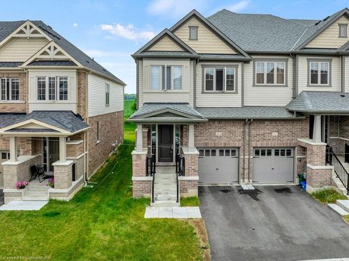 184 Broadacre Dr, Kitchener, ON, N2R0S6 | Card Image