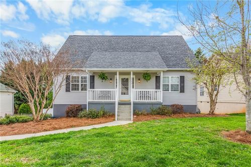 4542 Bottoms Rock Ln, Pfafftown, NC, 27040-9568 | Card Image