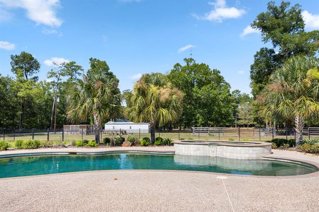 20585 Highway 146 N, Home with 3 bedrooms, 3 bathrooms and 3 parking in Liberty TX | Image 25