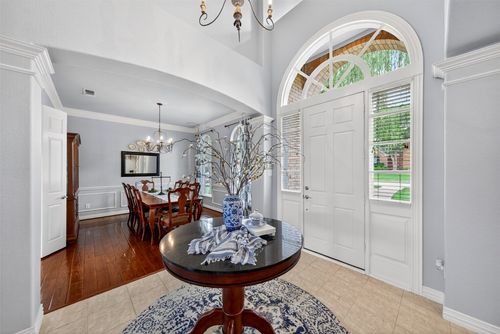 2704 Lakesedge Dr, McKinney, TX, 75072-3953 | Card Image