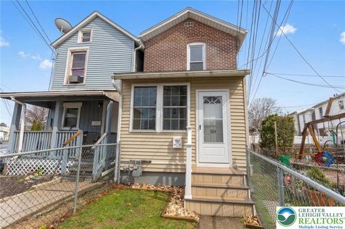 1014 Hoe St, Allentown, PA, 18103-3128 | Card Image