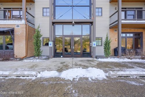 102-834 Mckinley Ave, Kellogg, ID, 83837-6004 | Card Image