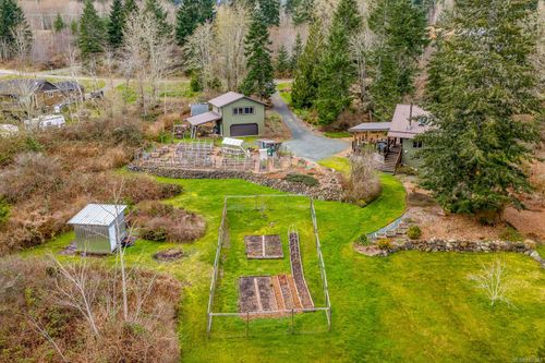 6590 Country Rd, Fanny Bay, BC, V0R1W0 | Card Image