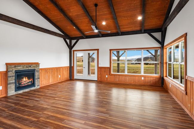 Living Room | Image 7
