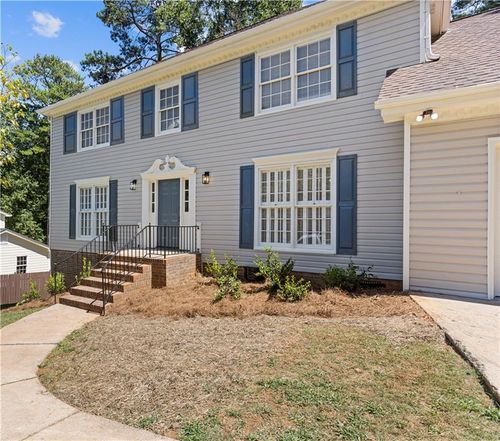 1388 Chesapeake Dr Sw, Lilburn, GA, 30047-3253 | Card Image