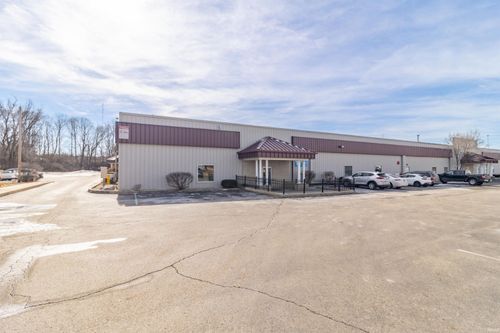 519 New York Ave, New Castle, IN, 47362-4912 | Card Image