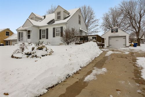 108 South St, Urbana, IA, 52345-4707 | Card Image