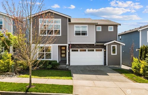 8218 37th Pl Ne, Marysville, WA, 98270-7045 | Card Image