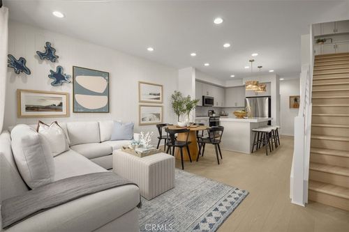 105 Chaparral, Tustin, CA, 92780-4651 | Card Image