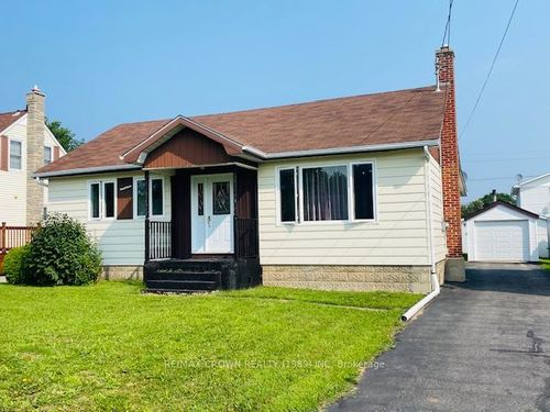 14 7th Ave, Smooth Rock Falls, ON, P0L2B0 | Card Image