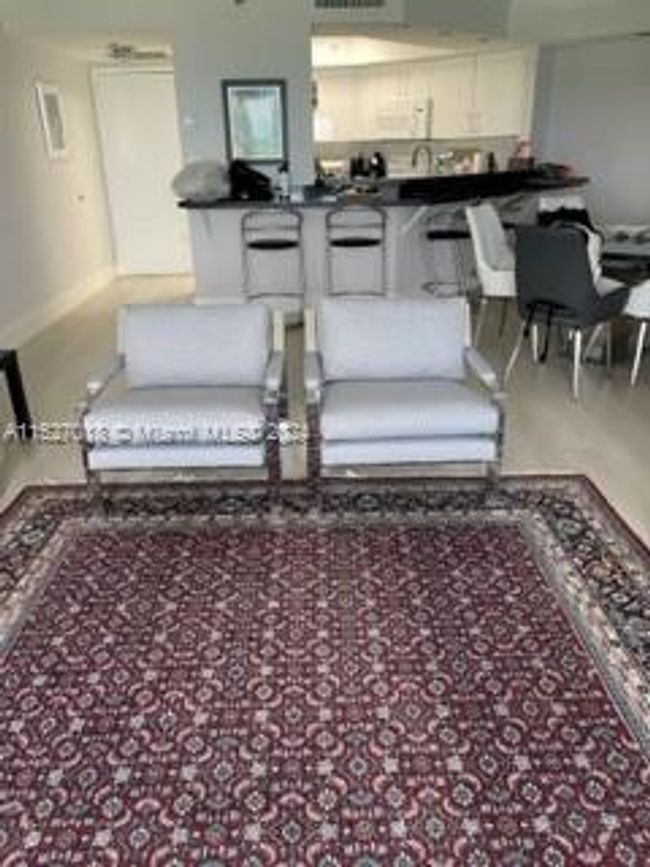 APT-509 - 6767 Collins Ave, Condo with 2 bedrooms, 2 bathrooms and null parking in Miami Beach FL | Image 5
