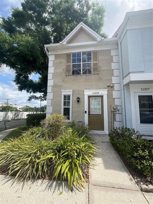 11359 Stratton Park Dr, TEMPLE TERRACE, FL, 33617-2395 | Card Image