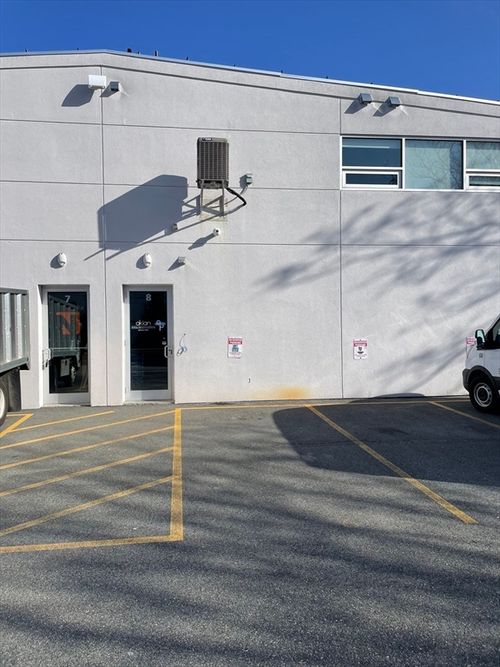 ste-8-586 Pleasant St, Watertown, MA, 02472-2678 | Card Image