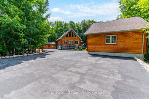 20 Sandy Pines Trail, Sauble Beach, ON, N0H2G0 | Card Image
