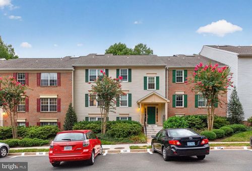 302-3805 Green Ridge Ct, FAIRFAX, VA, 22033-2639 | Card Image