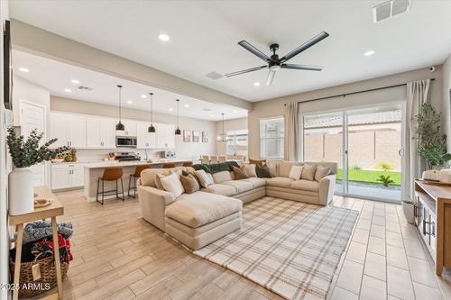 3236 W Peak View Rd, Phoenix, AZ, 85083-5913 | Card Image