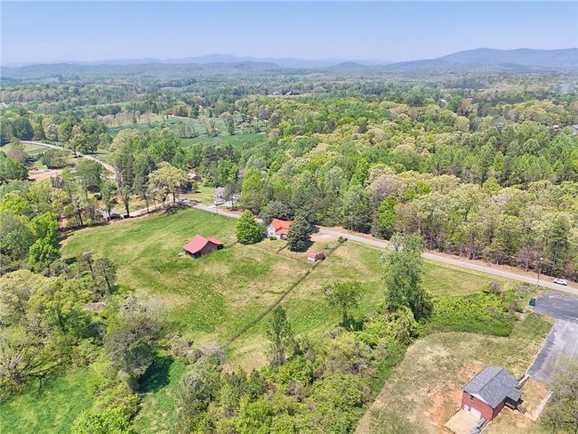 1096 Sutton Mill Rd, House other with 3 bedrooms, 2 bathrooms and 9 parking in Clarkesville GA | Image 75